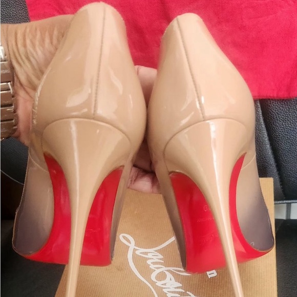 Christian Louboutin Women's Tan and Brown Heels - Picture 3 of 7